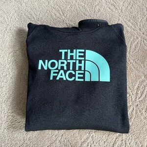 The North Face Women’s Sweatshirt